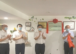 大力弘揚勞模精神、勞動(dòng)精神、工匠精神